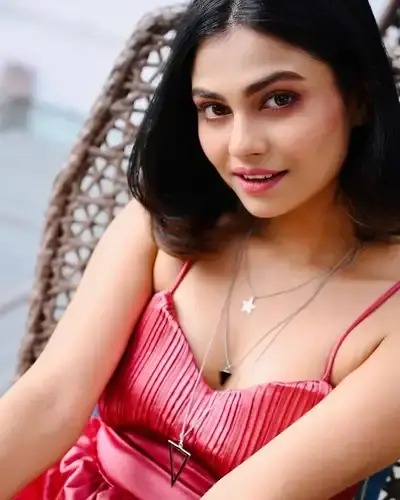 Escort Service Mahalaxmi